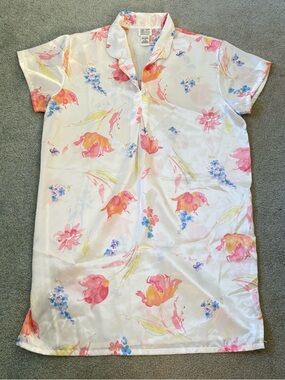 M.T. Morgan Taylor Intimates Women’s Medium Pink Floral Nightgown Vintage